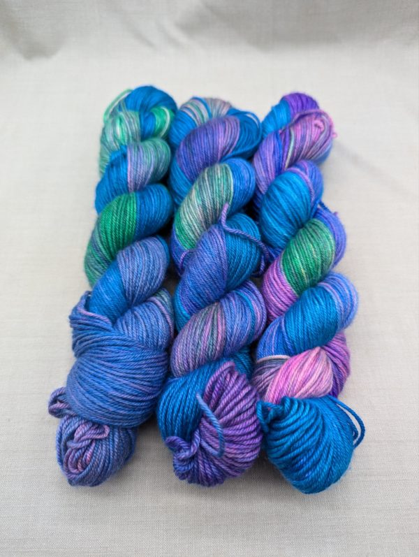 Blue-faced Leicester/Silk DK: Peacock - Image 5